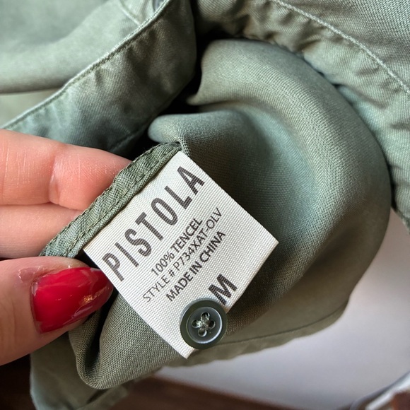 EUC PISTOLA Reid Relaxed Button Down Top in Olive (Size:M) - Picture 8 of 10
